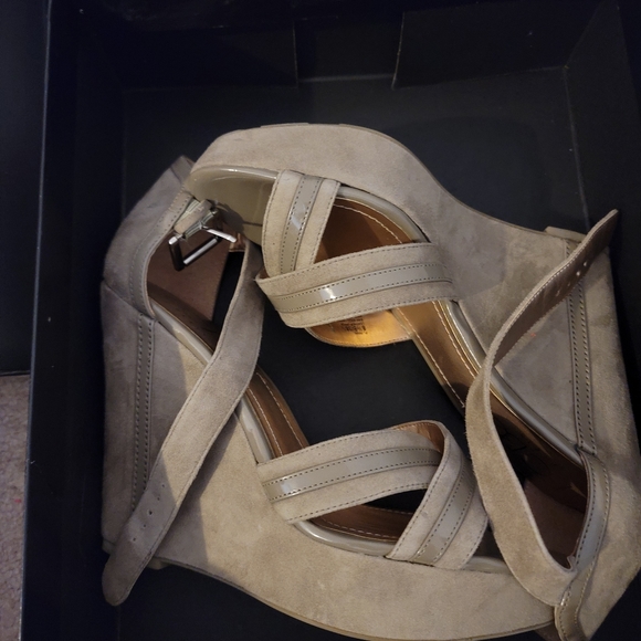 Innax Wedge Heel - Picture 3 of 3